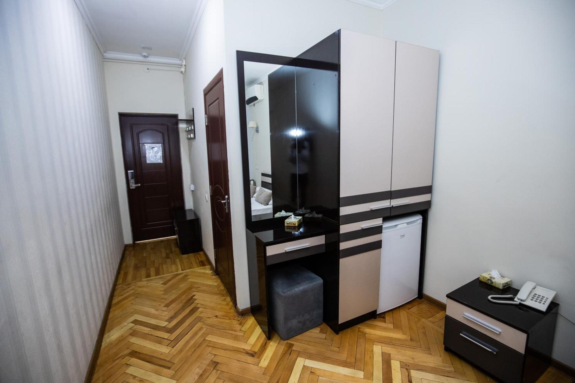 Yereone Hotel Apartment Jerevan Eksteriør billede