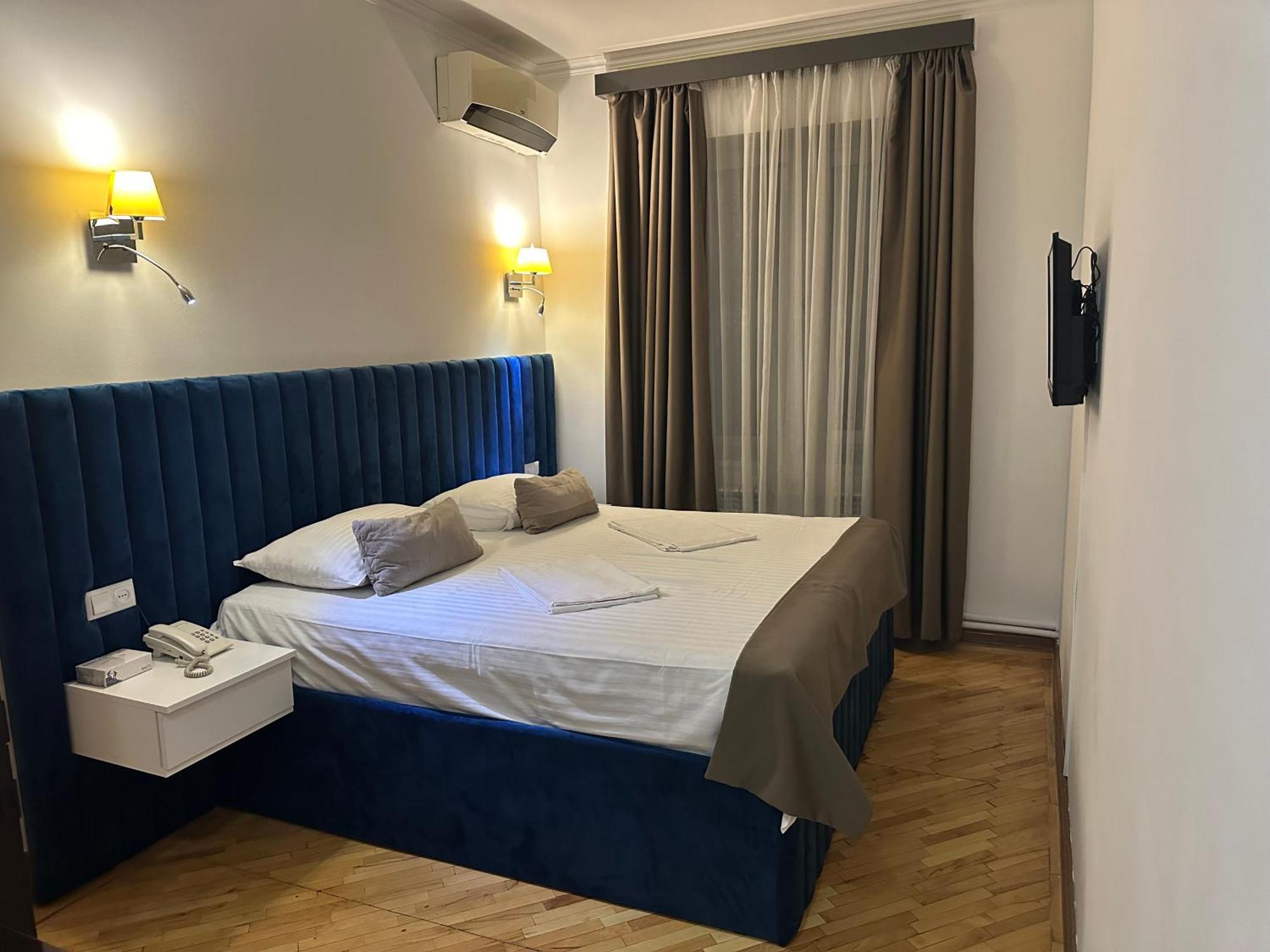 Yereone Hotel Apartment Jerevan Eksteriør billede